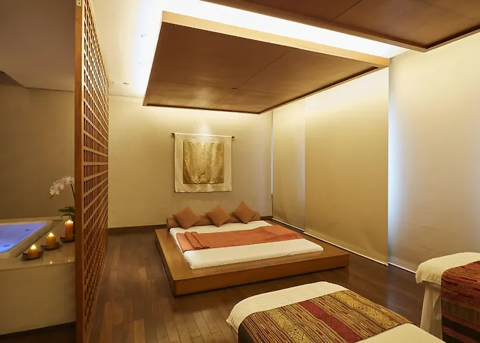 Shangri-la Hotel