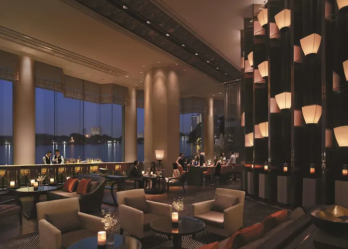 Hotel Shangri-la 5*