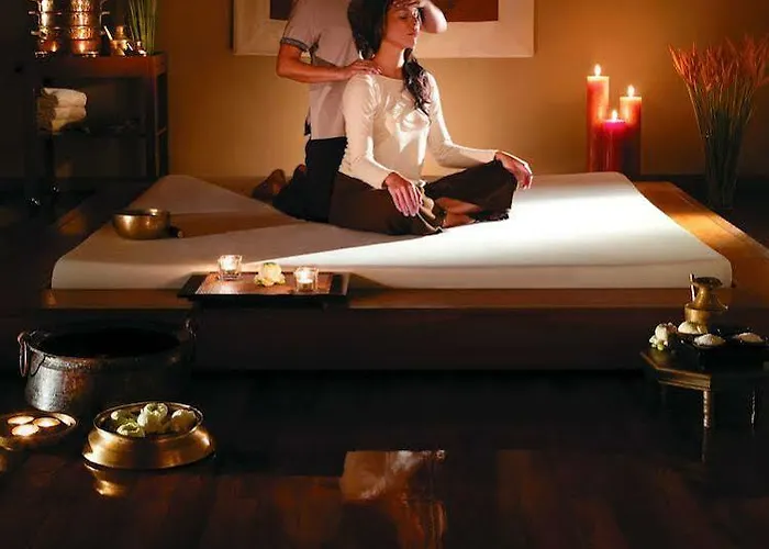 Shangri-la Hotel 5*